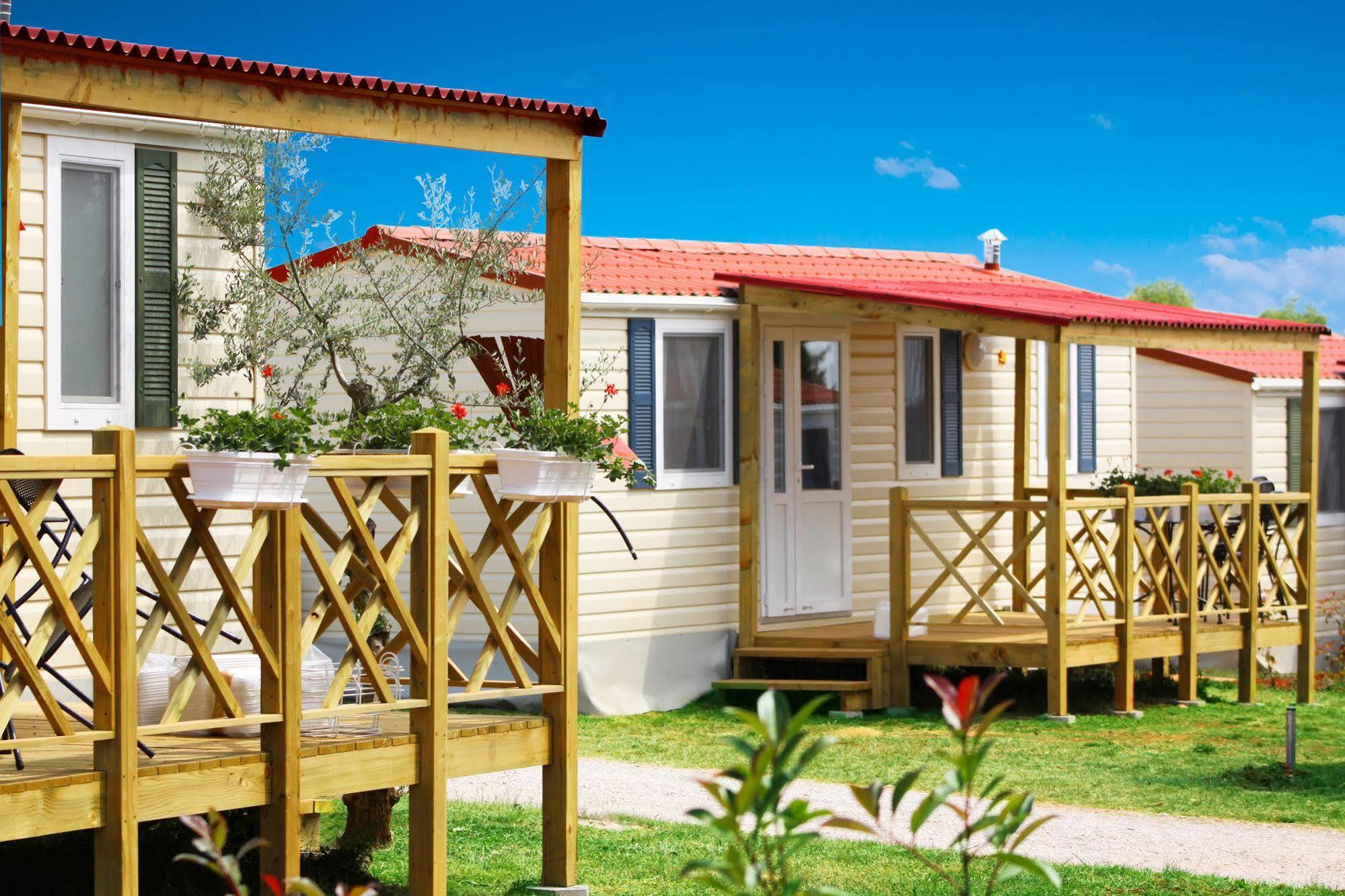 Aminess Sirena - Holiday Homes Classic Novigrad Istria エクステリア 写真